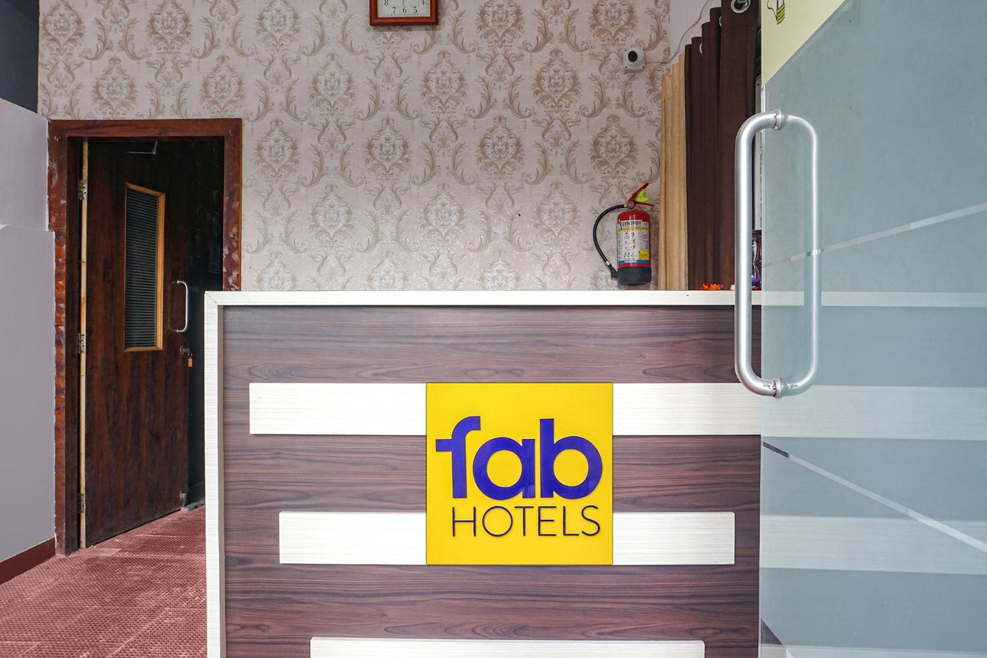Fabhotel The Guest House Пуна Экстерьер фото